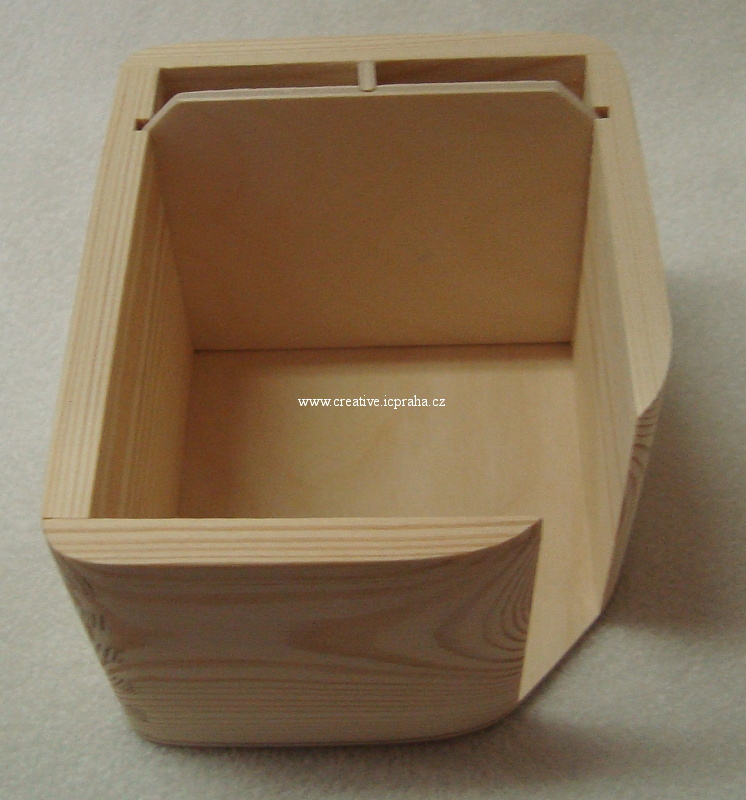 krabička na bloček a tužky 13x11x7,5cm